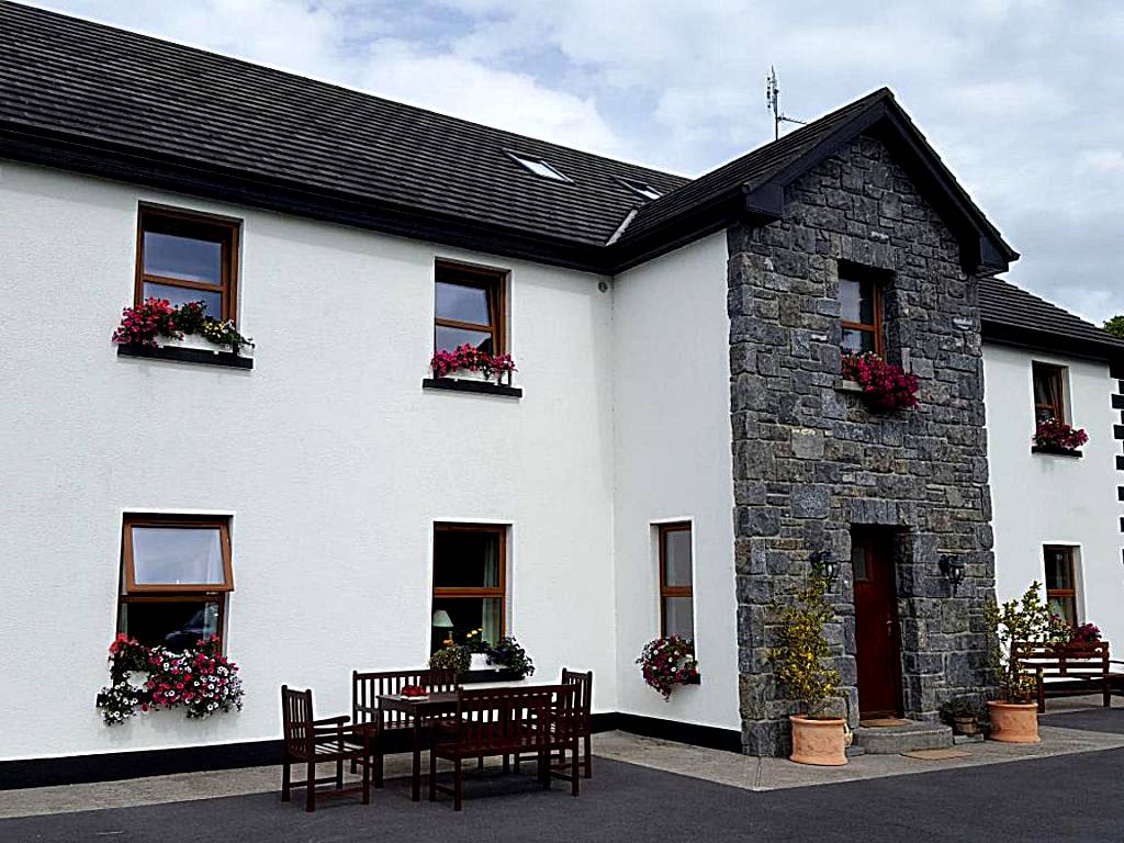 Corrib View Lodge (Glencorrib) 